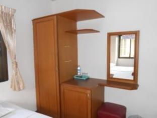 Four Sons Inn Μπανγκόκ Εξωτερικό φωτογραφία