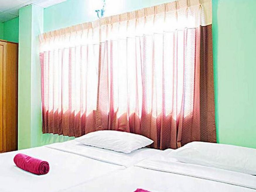 Four Sons Inn Μπανγκόκ Εξωτερικό φωτογραφία